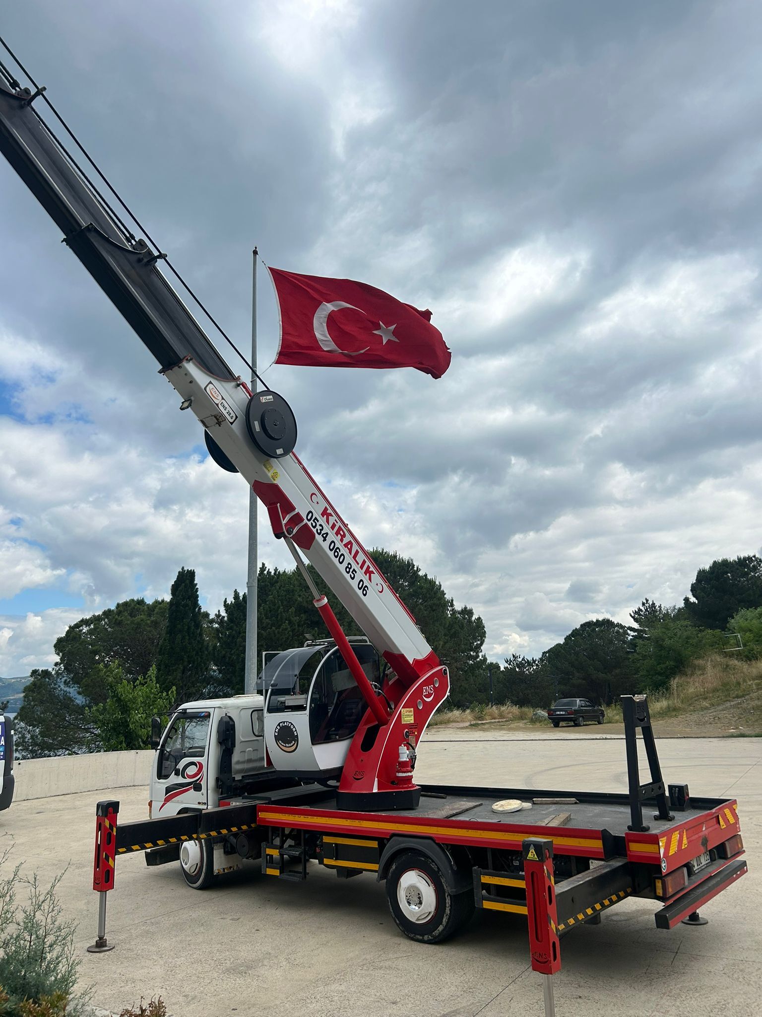 Sahada ağır araç kurtarma operasyonu — Taş Oto Kurtarma